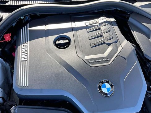 Used 2023 BMW 530i w/ Premium Package RWD image 34