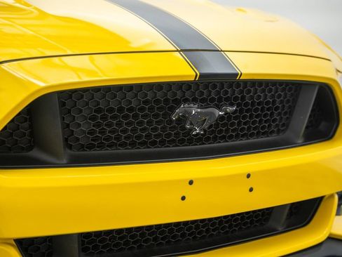 Used 2015 Ford Mustang GT Premium w/ Equipment Group 401A RWD image 11