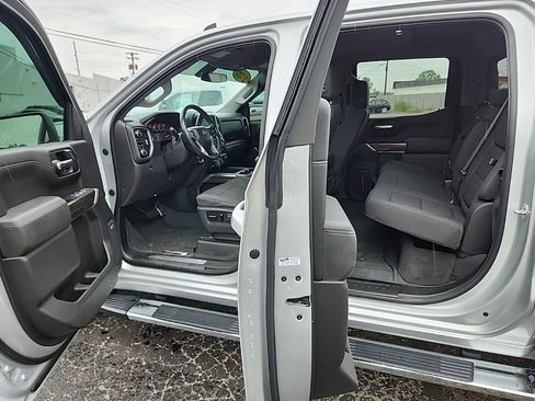 Used 2020 Chevrolet Silverado 1500 RST AWD/4WD image 8