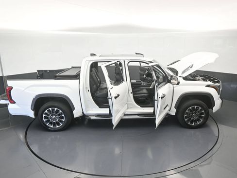 Used 2023 Toyota Tundra Limited AWD/4WD image 70