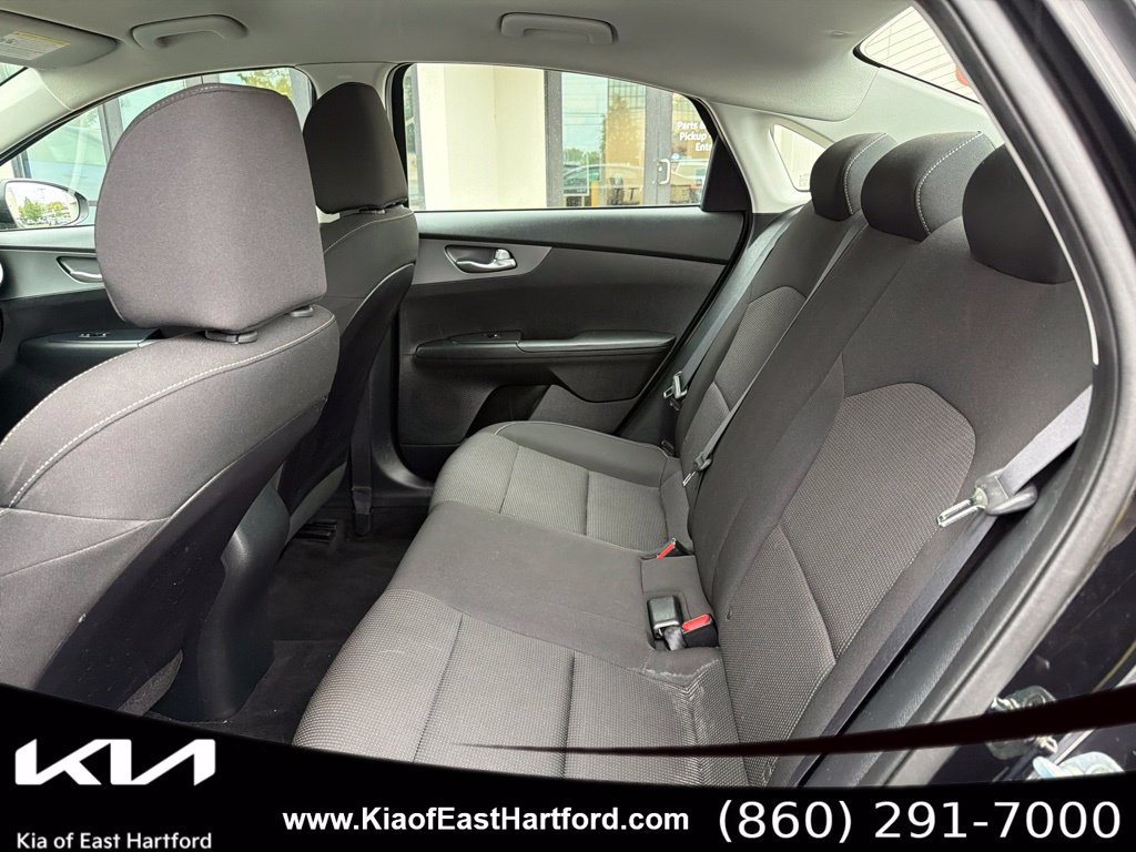 Used 2020 Kia Forte LXS FWD image 16