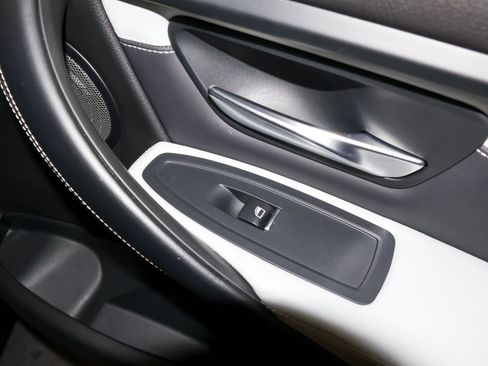 Used 2018 BMW M3 w/ Competition Package RWD image 49
