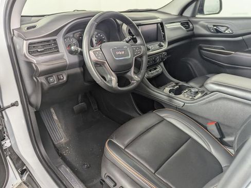 Used 2023 GMC Acadia AT4 image 11