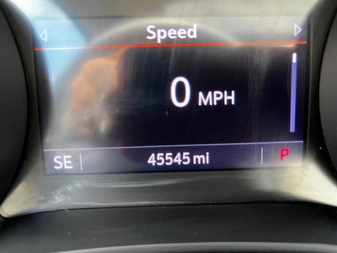 Used 2022 Buick Encore GX Select w/ Experience Buick Package FWD image 13