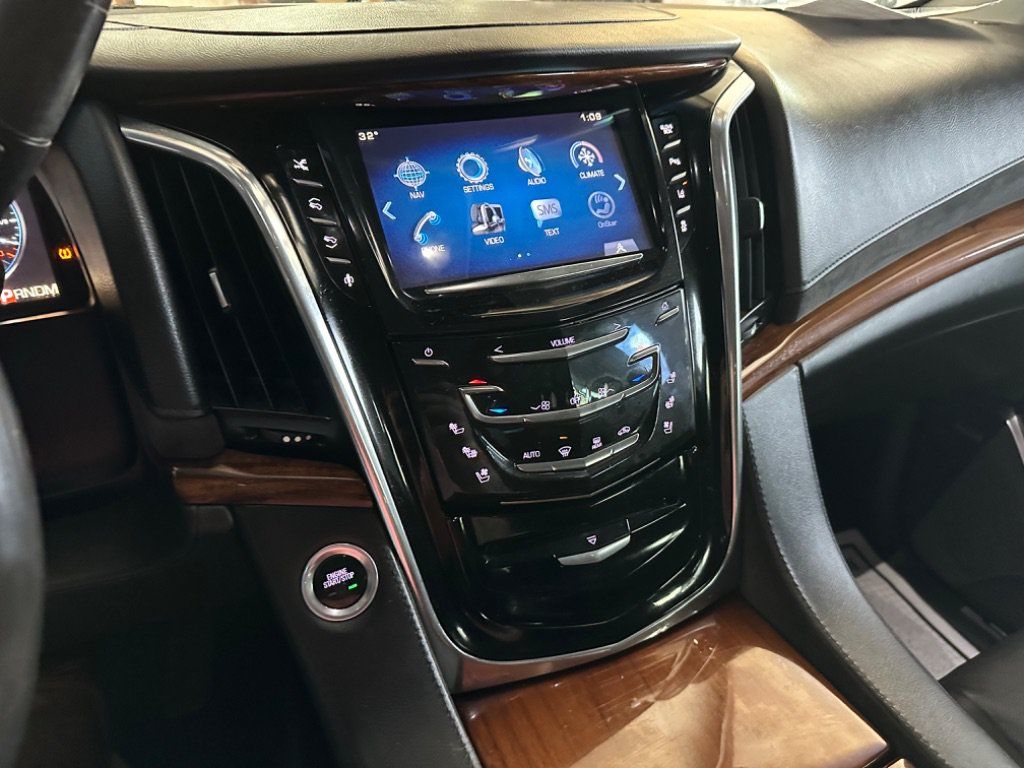Used 2015 Cadillac Escalade ESV Premium AWD/4WD image 9