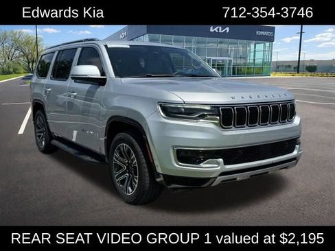 Used 2022 Jeep Wagoneer Series III w/ Rear Seat Video Group 1 RWD image 1