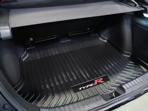 Used 2018 Honda Civic Type R image 49