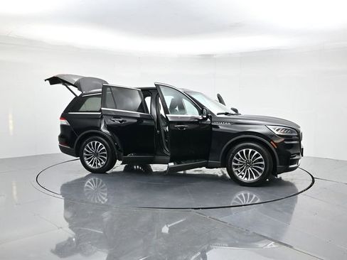 Used 2024 Lincoln Aviator Reserve image 50