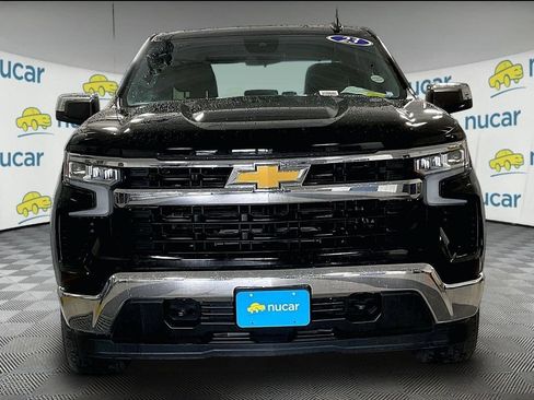 Used 2023 Chevrolet Silverado 1500 LT AWD/4WD image 2