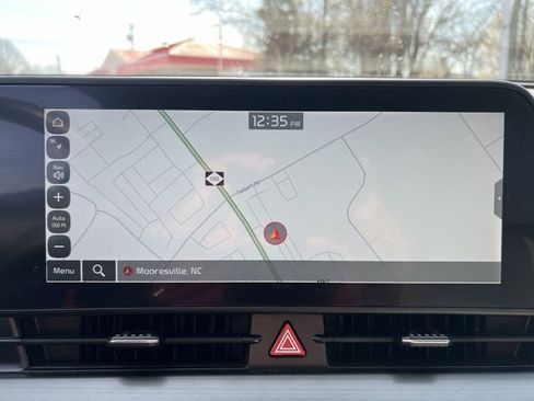 Certified 2025 Kia Sportage EX w/ Premium Package image 18