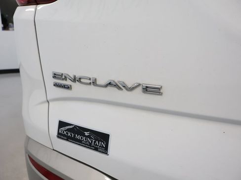 Used 2020 Buick Enclave Essence w/ Trailering Package, 5000 lbs. AWD/4WD image 10