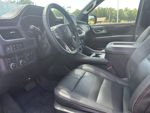 Used 2023 Chevrolet Tahoe RST w/ Luxury Package AWD/4WD image 13
