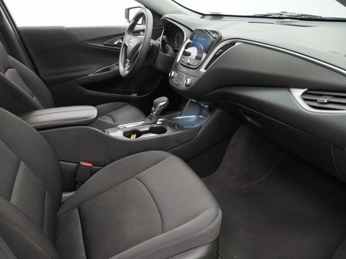 Used 2024 Chevrolet Malibu LT image 50