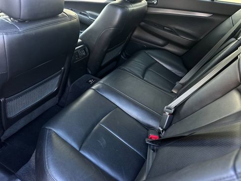 Used 2013 INFINITI G37 Journey w/ Premium Pkg image 12