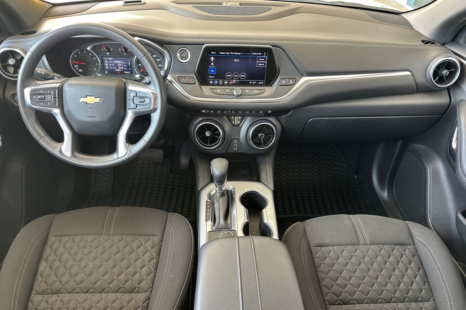 Used 2022 Chevrolet Blazer LT FWD image 15