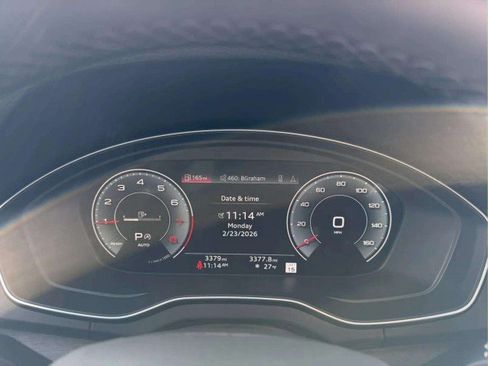 Certified 2025 Audi Q5 2.0T Premium Plus w/ Premium Plus Package AWD/4WD image 11