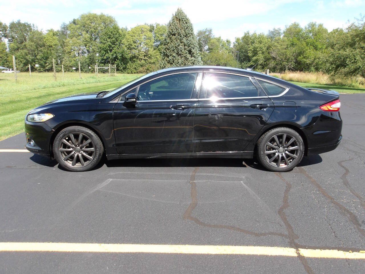 Used 2016 Ford Fusion SE FWD image 47