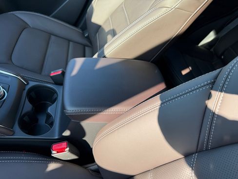 New 2025 MAZDA CX-5 Signature image 14