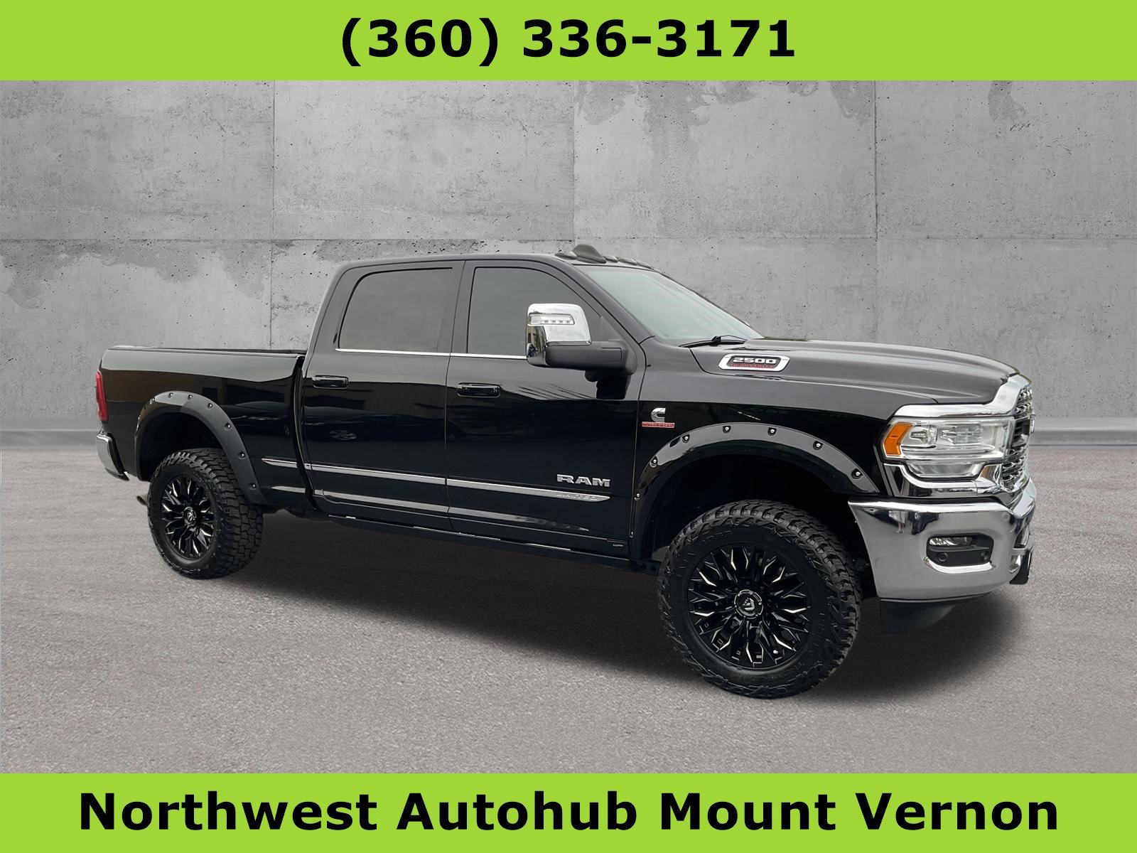 Used 2024 RAM 2500 Limited AWD/4WD image 1