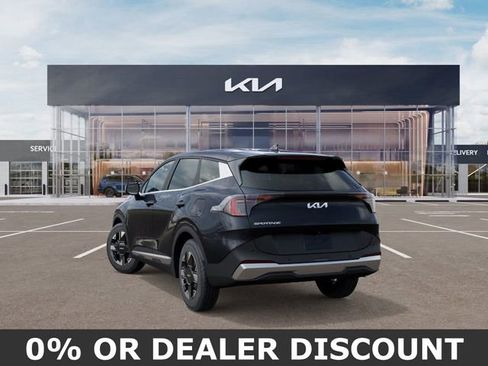 New 2026 Kia Sportage LX FWD image 4