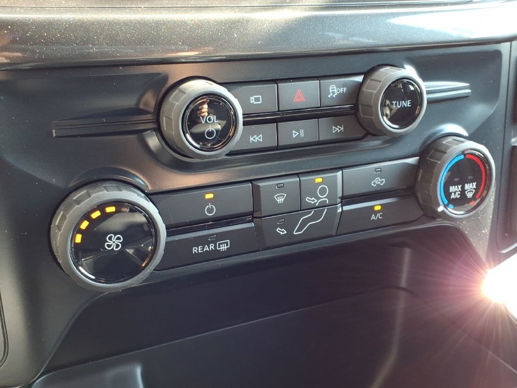 New 2026 Ford F150 STX w/ Equipment Group 200A AWD/4WD image 18