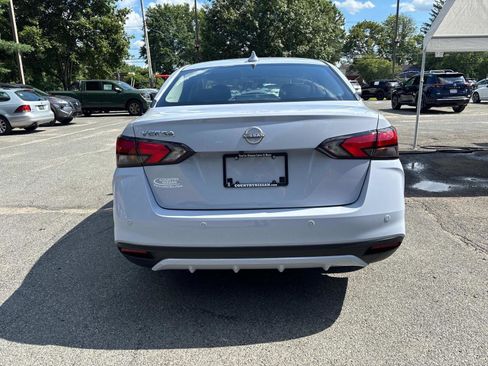 New 2025 Nissan Versa SV w/ Trunk Package image 4