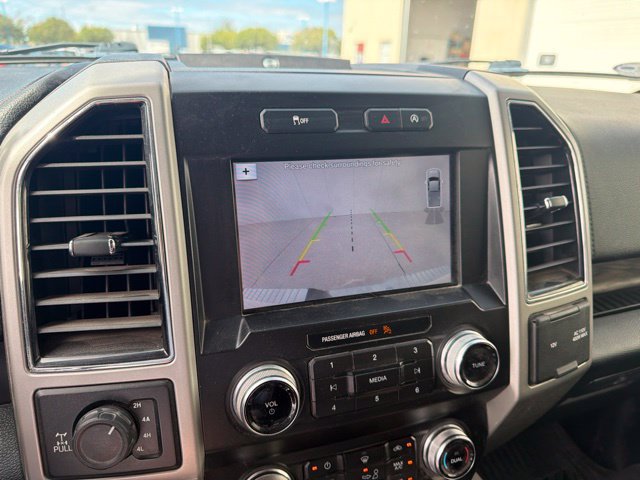 Used 2019 Ford F150 Lariat w/ Equipment Group 502A Luxury AWD/4WD image 19