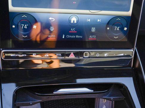 Used 2022 Mercedes-Benz SL 63 AMG 4MATIC image 39