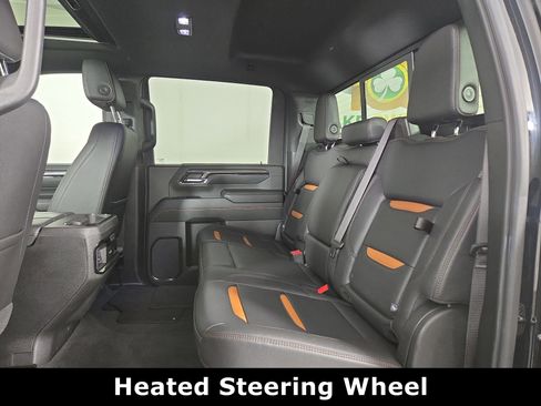 Used 2024 GMC Sierra 2500 AT4 w/ AT4 Preferred Package image 13