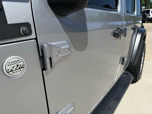 Used 2020 Jeep Wrangler Unlimited Sport S image 68