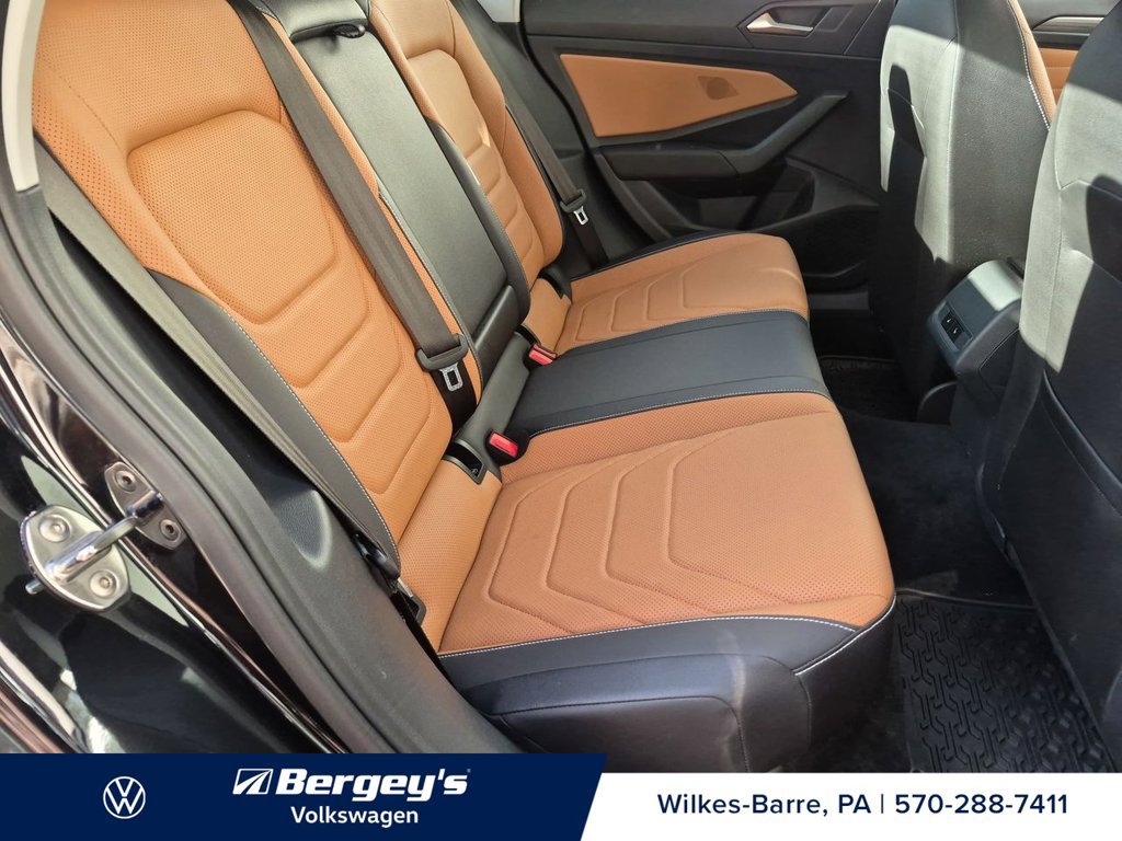 Used 2024 Volkswagen Jetta SEL FWD image 27