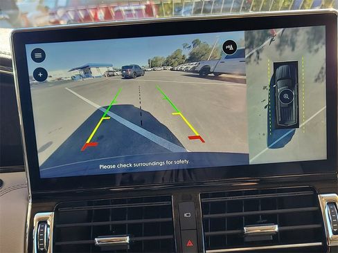 Used 2023 Lincoln Navigator Reserve image 25