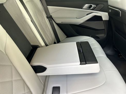 Used 2024 BMW X5 sDrive40i w/ M Sport Package image 33