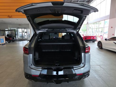 Used 2024 Chevrolet Blazer RS w/ Enhanced Convenience Package FWD image 29
