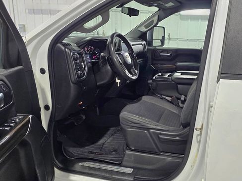 Used 2020 Chevrolet Silverado 3500 LT AWD/4WD image 7