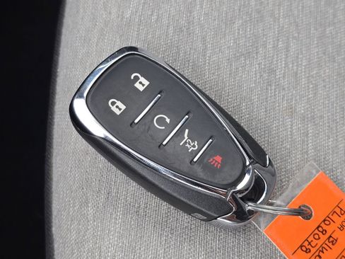 Used 2023 Chevrolet Equinox LT image 33