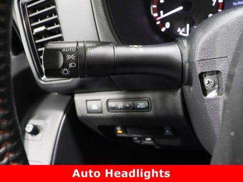 Used 2023 Nissan Frontier PRO-4X w/ Pro-4X Premium Package image 28