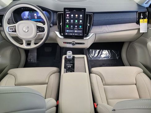 New 2026 Volvo XC90 B6 Ultra w/ Protection Package AWD/4WD image 13