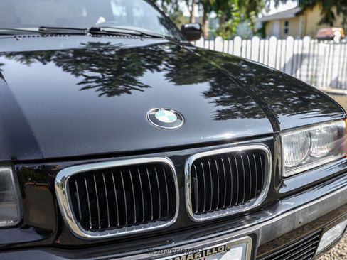 Used 1999 BMW 323i Convertible image 44