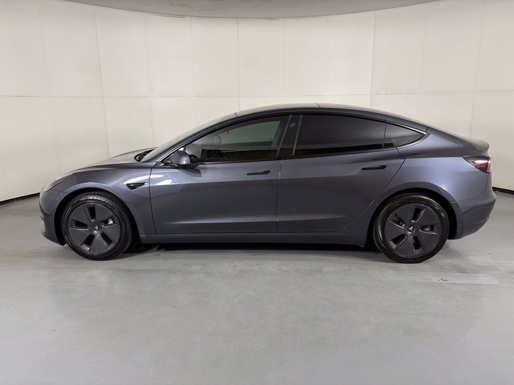 Used 2023 Tesla Model 3 Standard Range RWD image 5