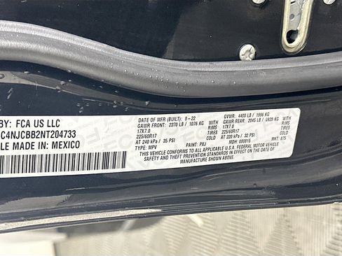 Used 2022 Jeep Compass Latitude image 12