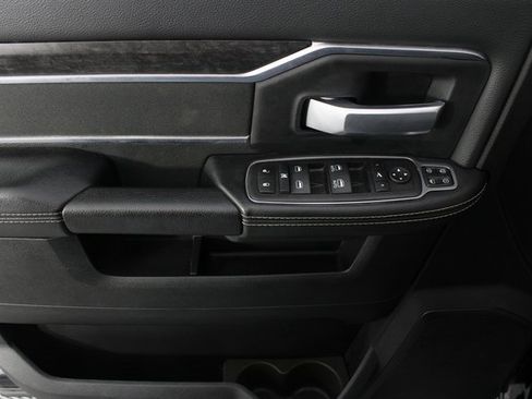 Used 2024 RAM 2500 Big Horn w/ Bed Utility Group image 13