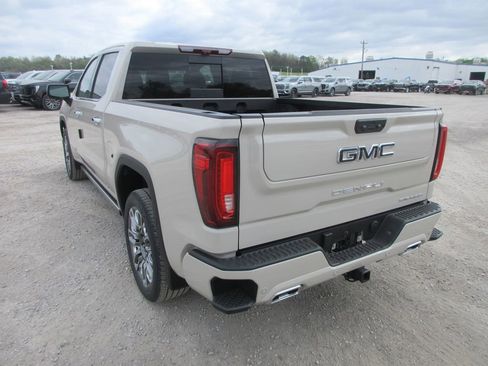 New 2026 GMC Sierra 1500 Denali Ultimate AWD/4WD image 9