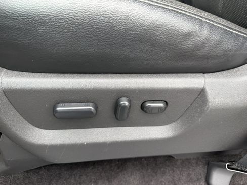 Used 2016 Ford F350 Lariat w/ Camper Package AWD/4WD image 21