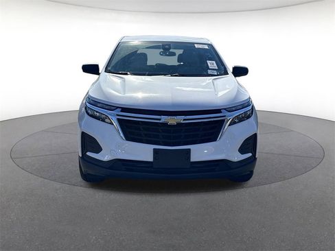 Used 2023 Chevrolet Equinox LS image 8