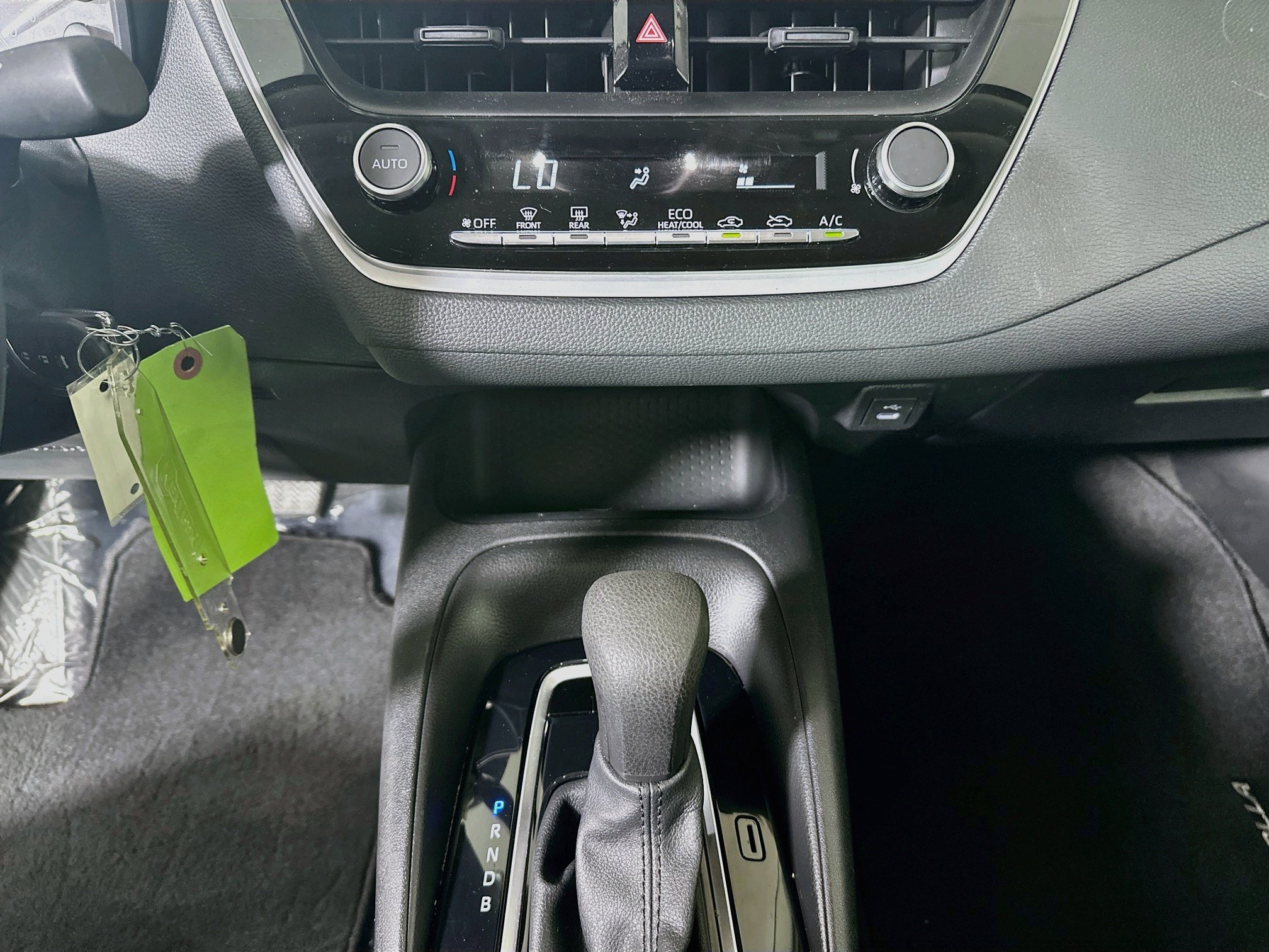 Certified 2024 Toyota Corolla LE FWD image 22