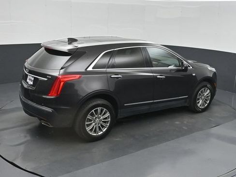 Used 2017 Cadillac XT5 Luxury w/ Driver Awareness Package AWD/4WD image 38