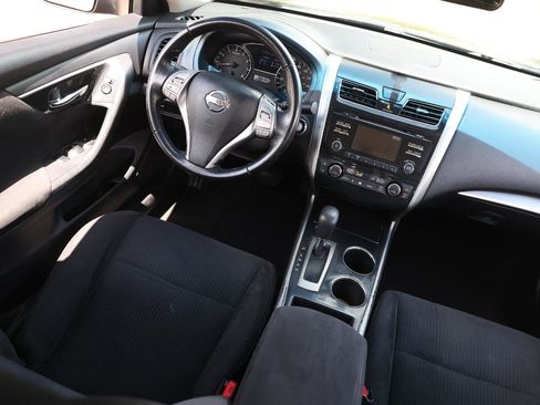 Used 2014 Nissan Altima 2.5 SV FWD image 20