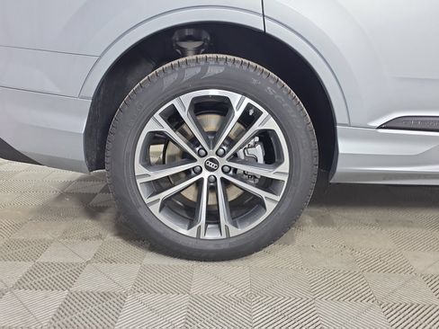 New 2026 Audi Q7 3.0T Premium AWD/4WD image 7