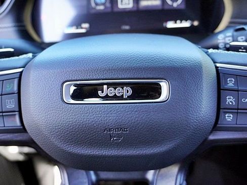 New 2026 Jeep Grand Cherokee Limited w/ Limited Altitude Package image 39